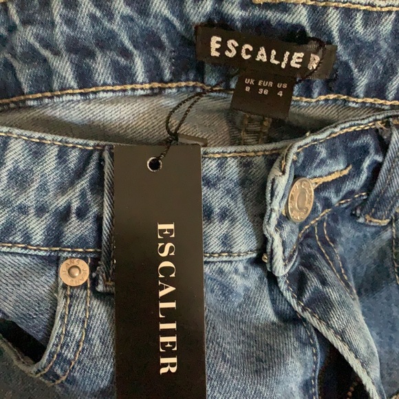 NWT Escalier High Waisted Jean Shorts - Picture 5 of 5